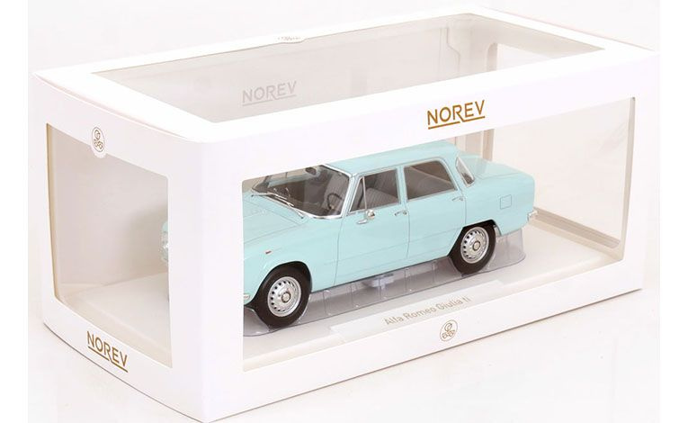 1:18 1/18 Alfa Romeo Giulia TI Limousine 1964 1967 light blue Norev