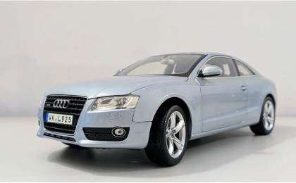 1:18 1/18 Audi A5 Coupe 2007 2011 light blue Norev