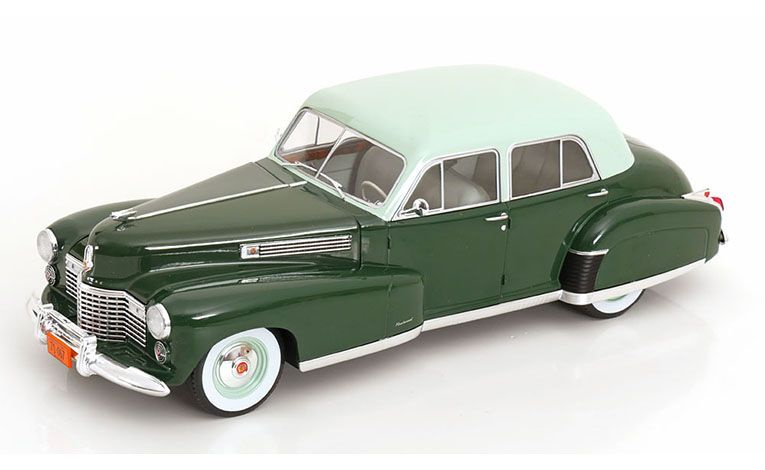 1:18 1/18 Cadillac Fleetwood 60 Sixty Special 1941 dark light green Model Car Group MCG