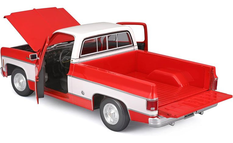 1:18 1/18 Chevrolet C10 Cheyenne Super Pick-Up 1974 1975 red white Maisto