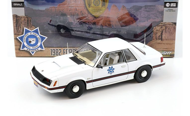 1:18 1/18 Ford Mustang SSP Arizona Odjel javne sigurnosti 1982 bijeli Greenlight