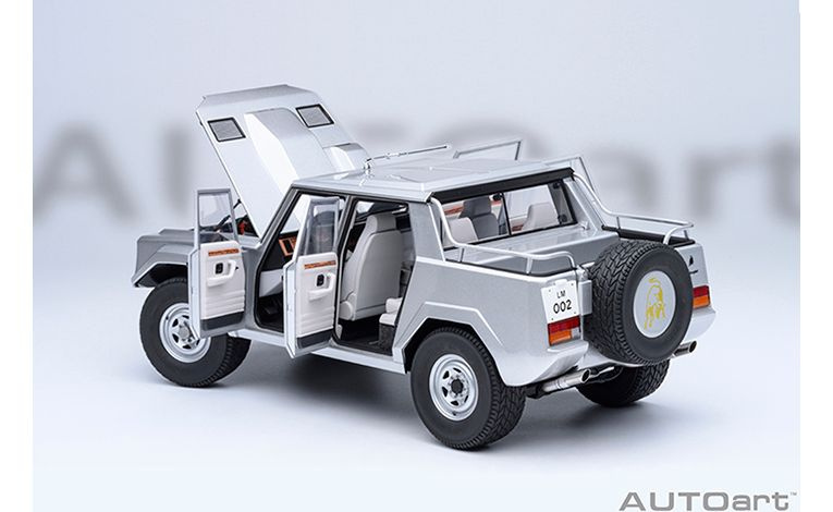 1:18 1/18 Lamborghini LM002 1986 1993 silver AUTOart