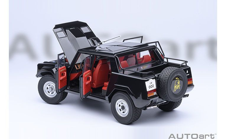 1:18 1/18 Lamborghini LM002 1986 1993 black AUTOart