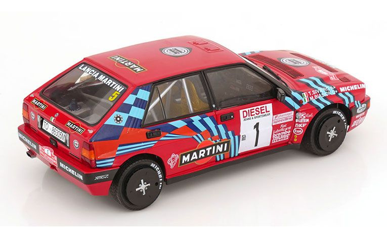1:18 1/18 Lancia Delta HF Integrale 16V No 1 Pobjednik Reli Sanremo Biasion Siviero 1989 Martini crveni Solido