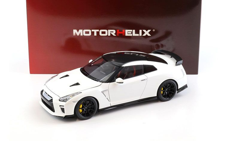 1:18 1/18 Nissan GT-R R35 Track Edition by NISMO 2022 perla white Motorhelix