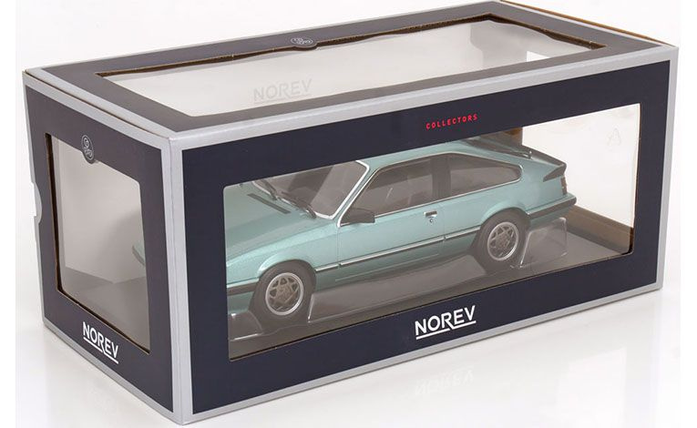 1:18 1/18 Opel Monza A2 2.5 E 1983 1986 light green Norev