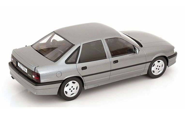 1:18 1/18 Opel Vectra A 2000 1988 1992 grey Model Car Group MCG