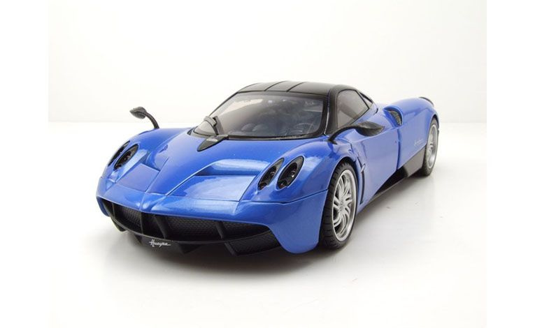 1:18 1/18 Pagani Huayra 2012 2018 blue black MotorMax