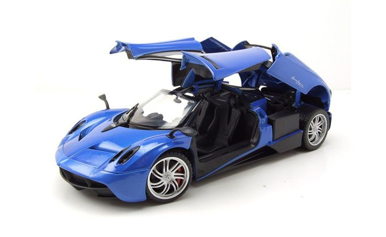 1:18 1/18 Pagani Huayra 2012 2018 blue black MotorMax