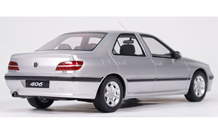 1:18 1/18 Peugeot 406 3.0 V6 24V Faza 2 2000 2004 srebreni Otto-Mobile 