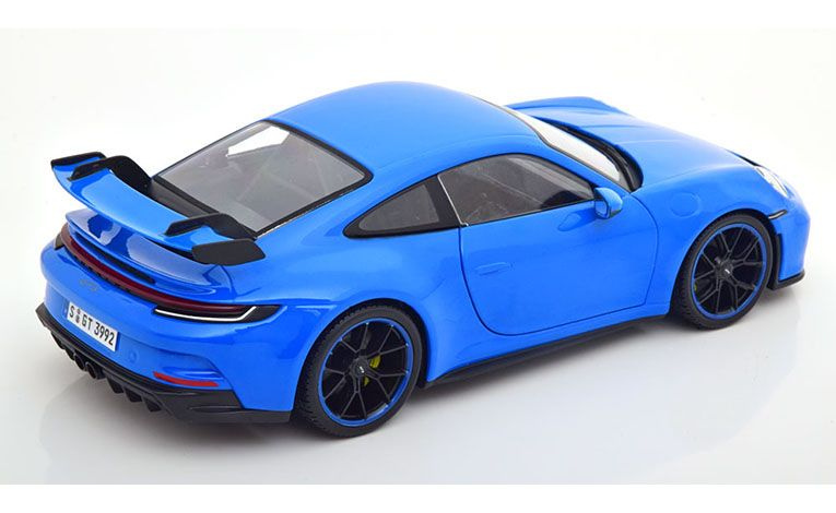 1:18 1/18 Porsche 992 911 GT3 Coupe 2022 2024 blue Maisto