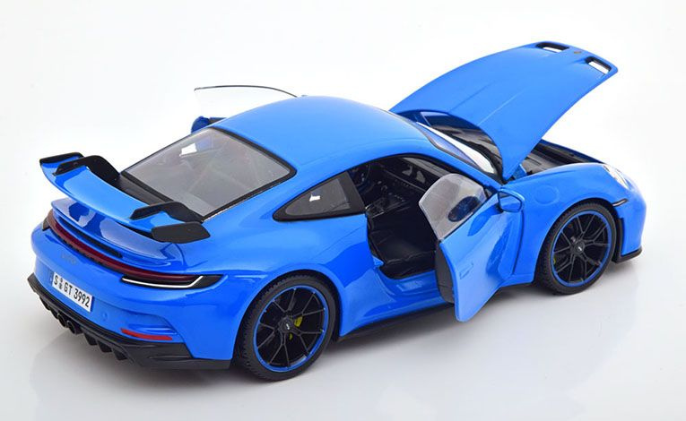 1:18 1/18 Porsche 992 911 GT3 Coupe 2022 2024 blue Maisto