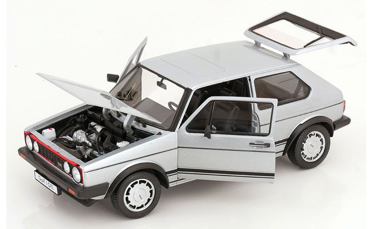 1:18 1/18 Volkswagen VW Golf 1 GTI Pirelli 1983 srebreni Welly