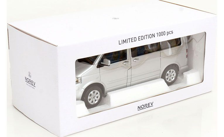 1:18 1/18 Volkswagen VW T5 Multivan 2003 2009 srebreni Norev