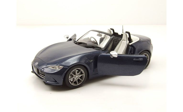 1:24 1/24 Mazda MX-5 ND Dvosjed 2019 danas tamno plavi White Box