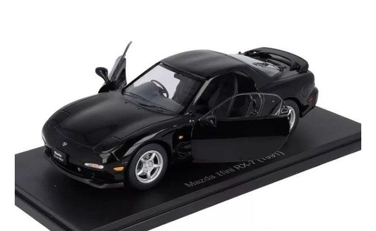1:24 1/24 Mazda RX-7 FD 1991 1997 crni Altaya