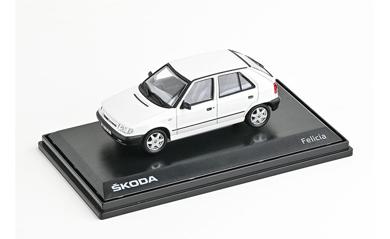 1:43 1/43 Škoda Felicia Series 1 1994 1998 white Abrex