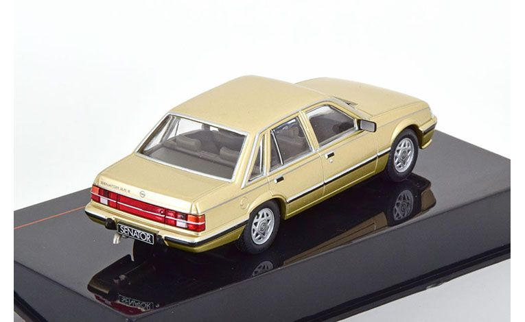 1:43 1/43 Opel Senator A2 1982 1986 golden Ixo