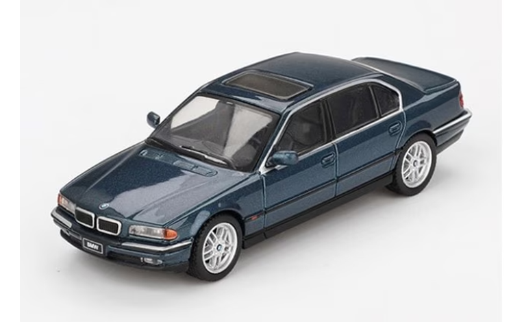 1:64 1/64 BMW E38 Series 7 750 iL 1994 2001 blue Mini GT