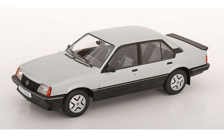 1:18 1/18 Opel Ascona C SR 1981 1988 silver black Model Car Group MCG