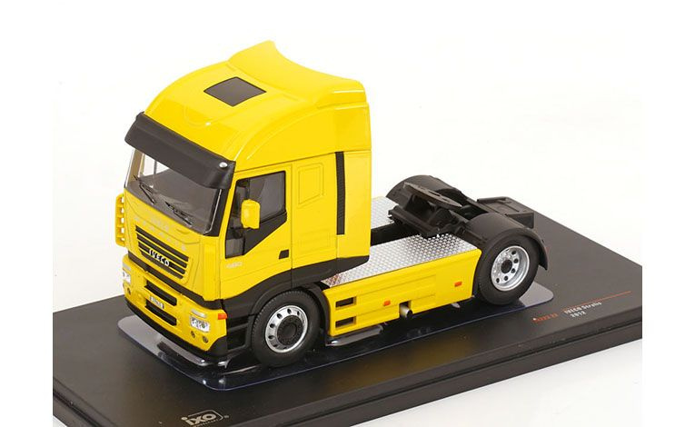1:43 1/43 Iveco Stralis AS 430 kamion tegljač 2002 2007 žuti Ixo