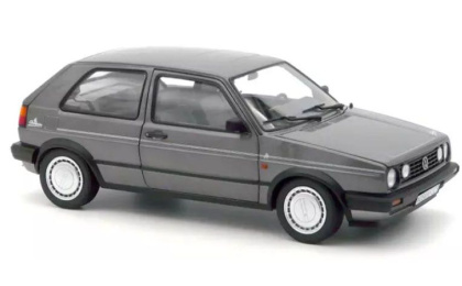 1:18 1/18 Volkswagen VW Golf 2 Champion 1988 1992 sivi Norev