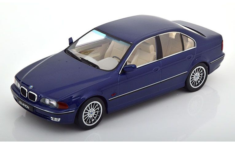1:18 1/18 BMW E39 Serija 5 540i Limuzina 1995 2003 plavi KK-Scale