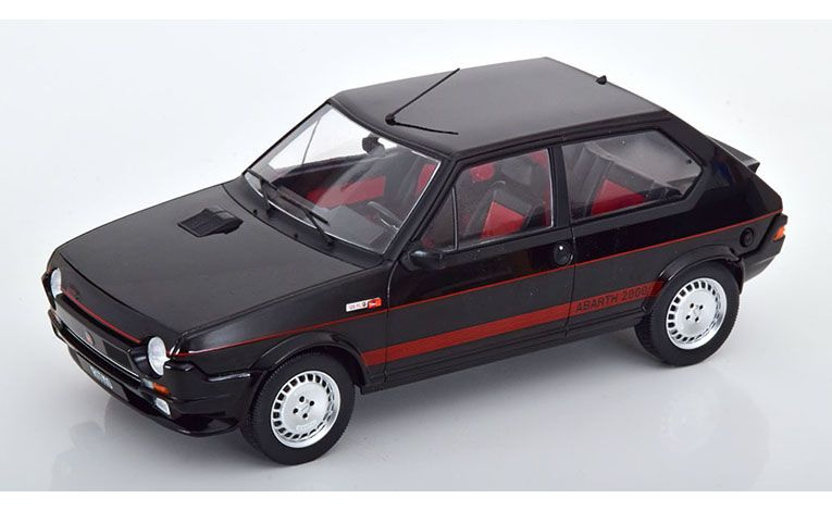 1:18 1/18 Fiat Ritmo Abarth 125 TC 1981 1983 crni Model Car Group MCG