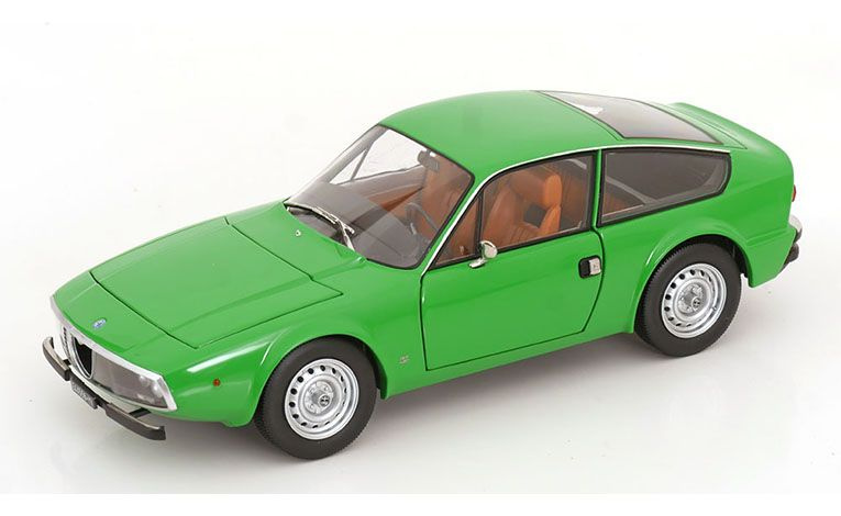 1:18 1/18 Alfa Romeo Giulia GT 1300 Junior Zagato 1969 1972 green Norev