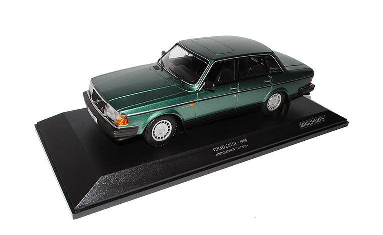 1:18 1/18 Volvo 240 GL Limousine 1986 1993 dark green Minichamps