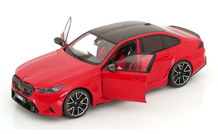 1:18 1/18 BMW G90 Serija 5 M5 Limuzina 2024 danas crveni Solido