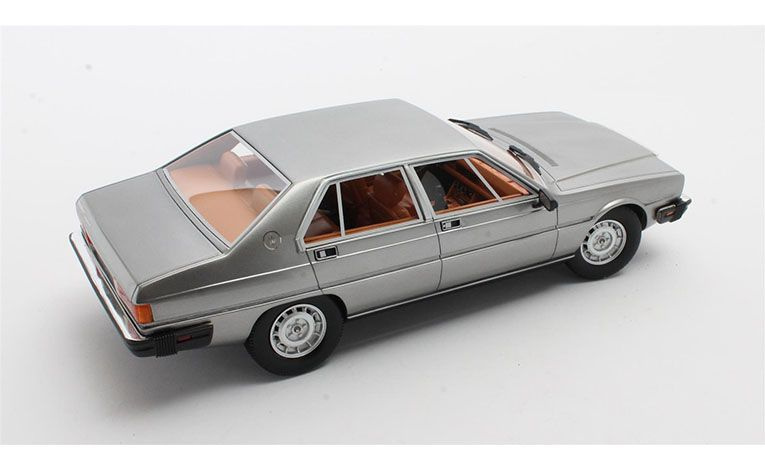 1:18 1/18 Maserati Quattroporte Serija 3 Limuzina 1979 1985 srebreni Cult-Scale Models
