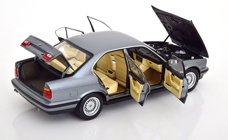 1:18 1/18 BMW E34 Series 5 535i Limousine 1988 1992 light grey Minichamps