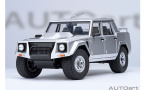 1:18 1/18 Lamborghini LM002 1986 1993 silver AUTOart