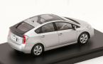 1:43 1/43 Toyota Prius Moonroof 2012 2015 srebreni Ebbro