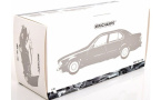 1:18 1/18 BMW E32 Series 7 730i Limousine 1986 1994 light blue Minichamps